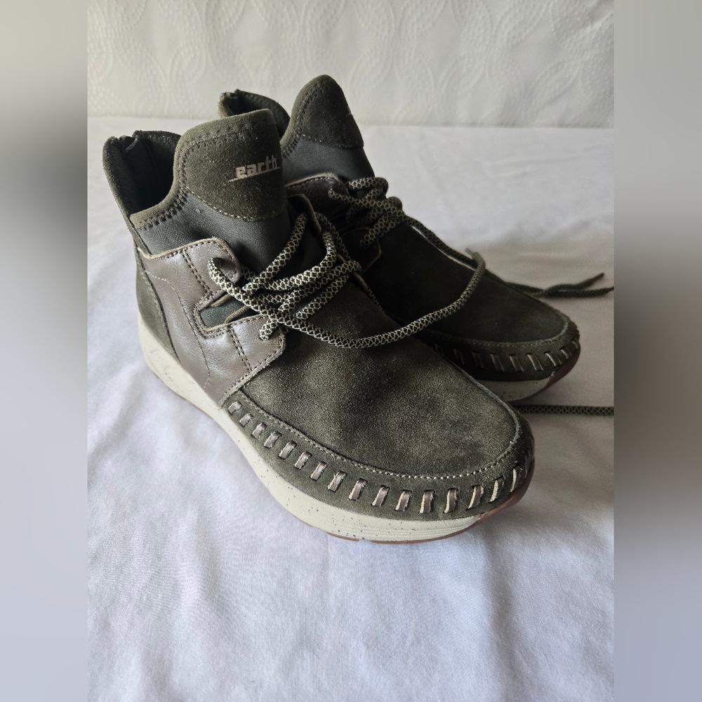 Earth Olive High-Top Sneakers